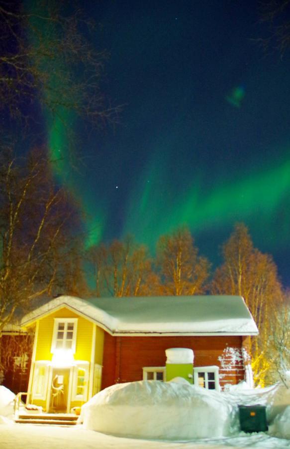Lauri Historical Log House Manor Hotel Rovaniemi Bagian luar foto